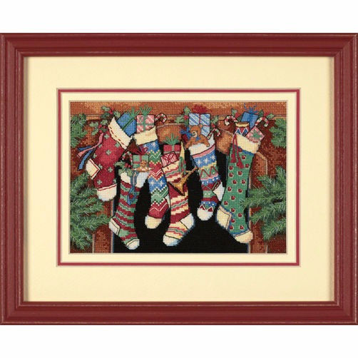 08800 • Набор для вышивания крестом "Чулочки приготовлены.." • "The Stockings Were Hung…" DIMENSIONS
