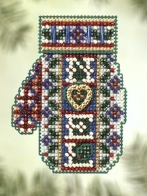 Набор для вышивания "Noel Heart • Сердце" Mill Hill