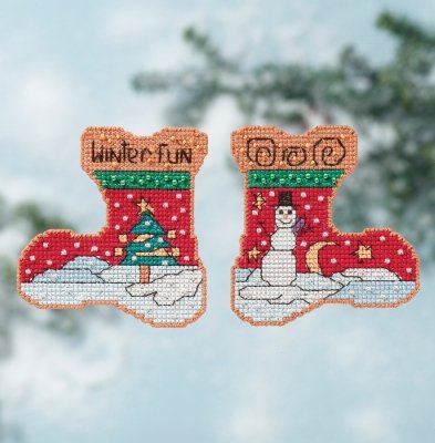 Набор для вышивания "Winter Fun Stocking • Зимнее веселье" Mill Hill ST141611